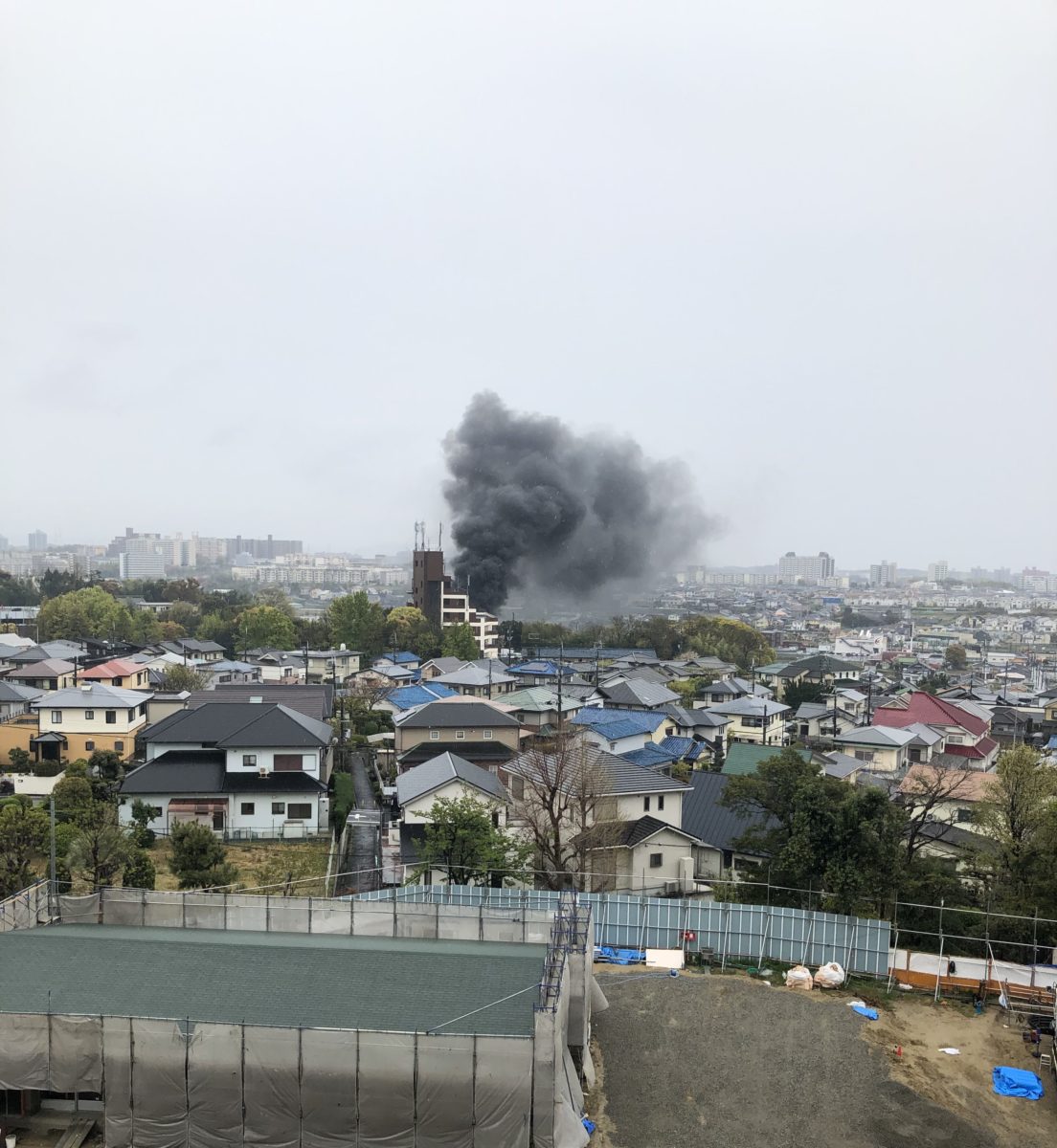 ４月12日　竹城台から見えた火事