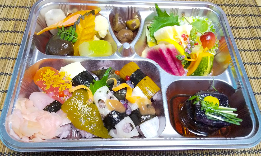 稲葉に堺市初の野菜寿司店がオープン　店主は元ミシュラン旅館総料理長／野菜寿司　菜季