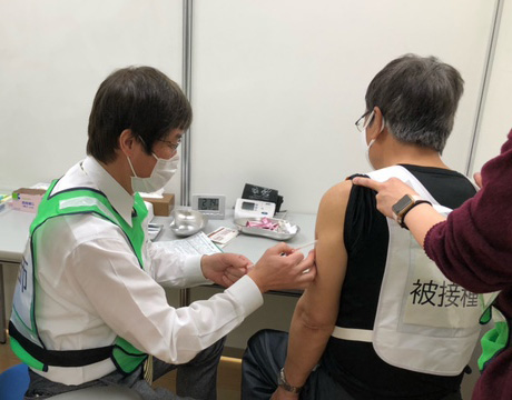 ［泉北］堺市・和泉市のワクチン接種　高齢者５月から本格化　