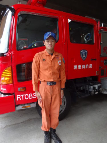 ［堺市南区］消防救助の「ロープ渡過」で中村さんが近畿大会へ／南消防署