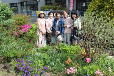 ［堺市南区］自慢の庭を公開、多くの人訪れる　竹城台オープンガーデン