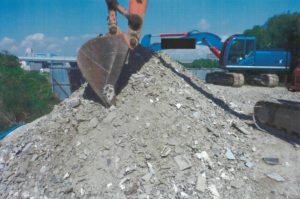 太平寺の堆積現場（堺市が一部画像を加工して提供）