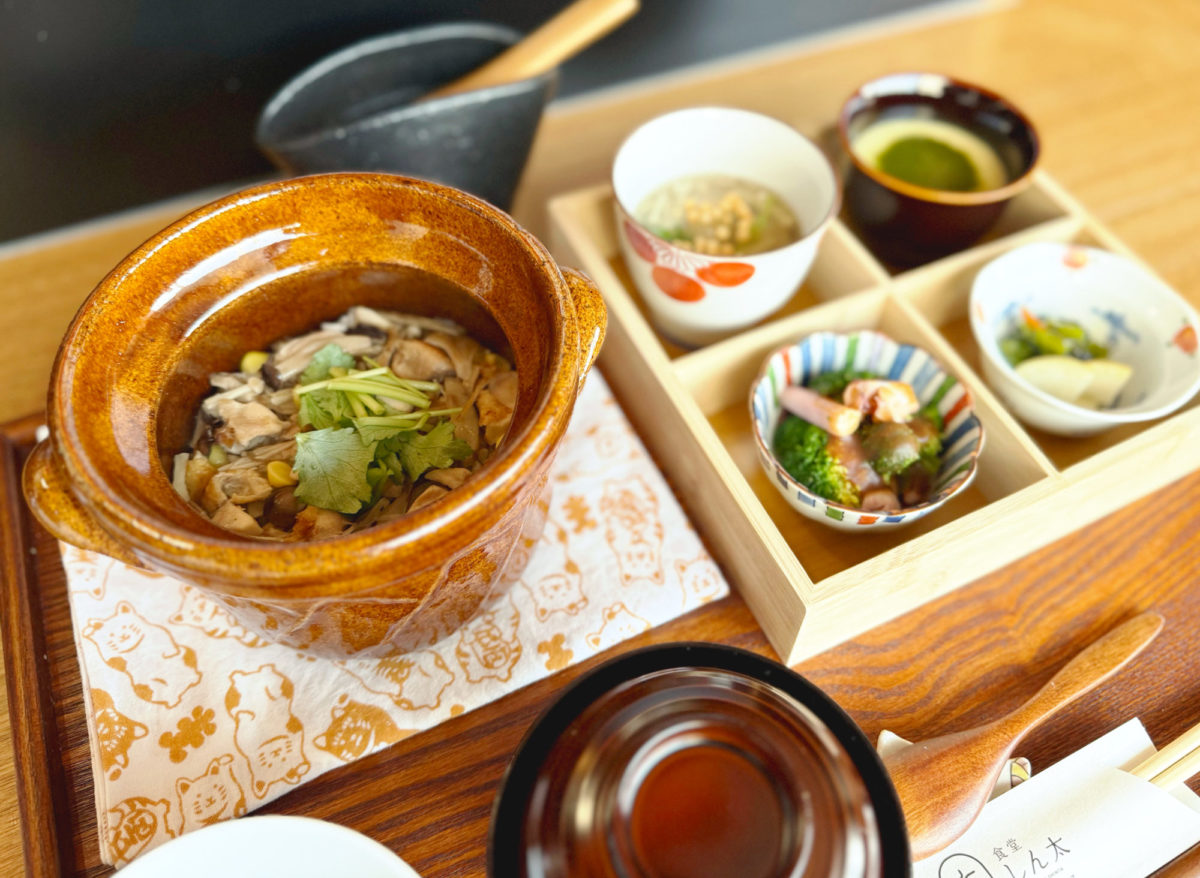 食堂しん太　土鍋炊き込みご飯膳