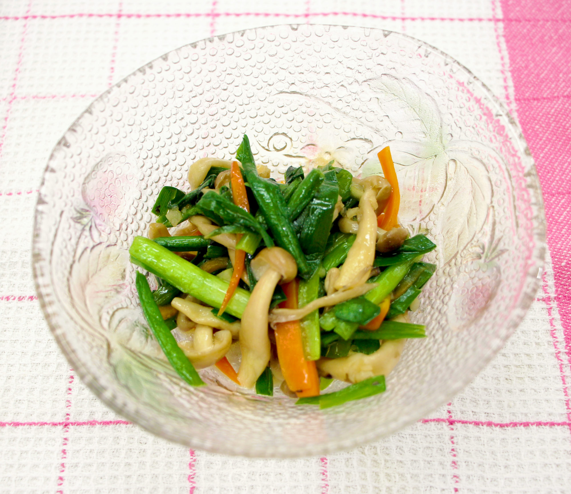 シメジとニラの炒めナムル