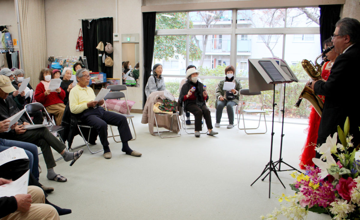 ふれあいサロン・クリスマスコンサート