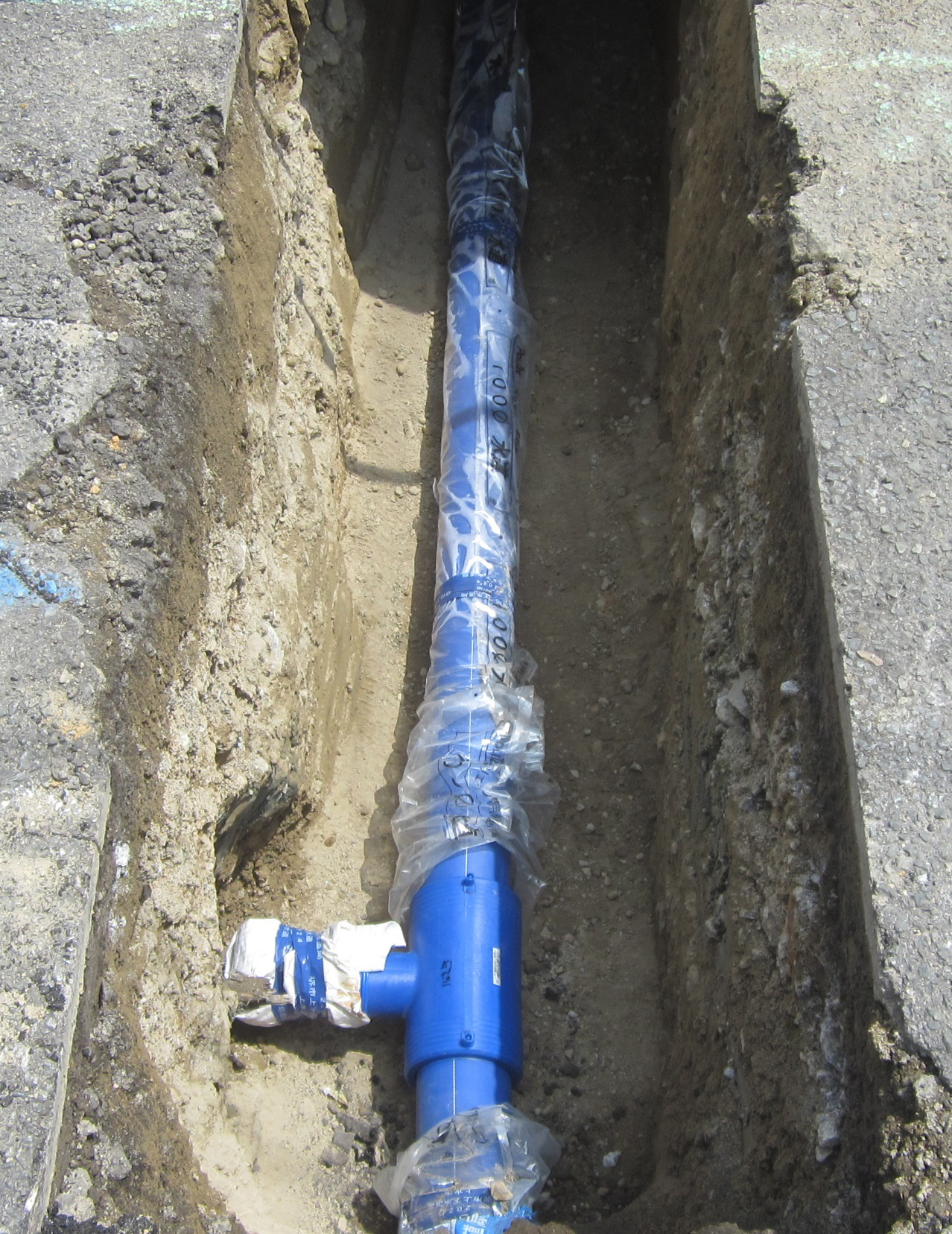 ポリエチレン製水道管