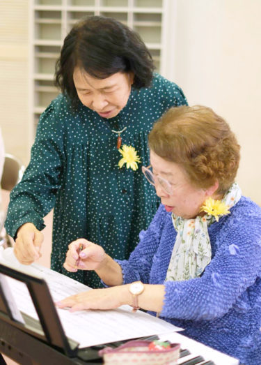 シニア向けピアノ講座「ピアノde脳活」