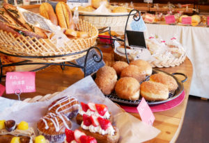 焼き立てパンのROGU