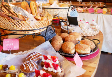 ［和泉市］創業23年、無添加・自家製がテーマ　「塩パン」「ビーフカレーパン」が人気／焼きたてパンの店ＲＯＧＵ